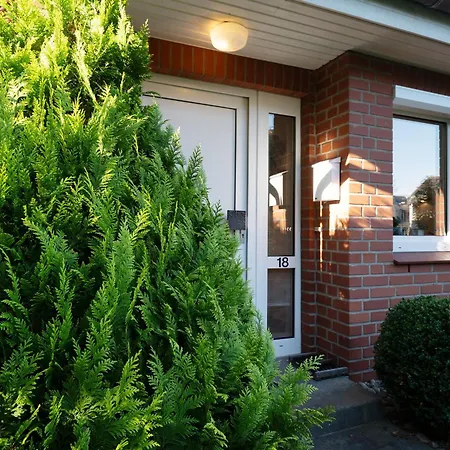 Ferienwohnpark Amselweg 18 Ferienhaus Kellenhusen